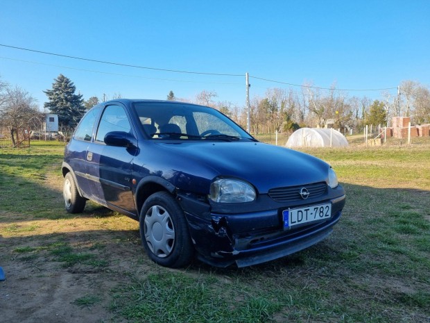 Opel Corsa B elad�