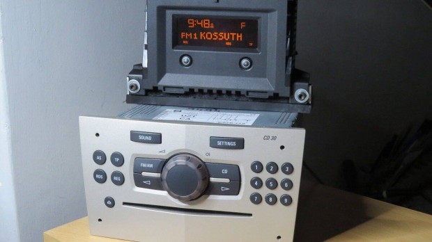 Opel Corsa CD 30 gyri cd rdi fejegysg