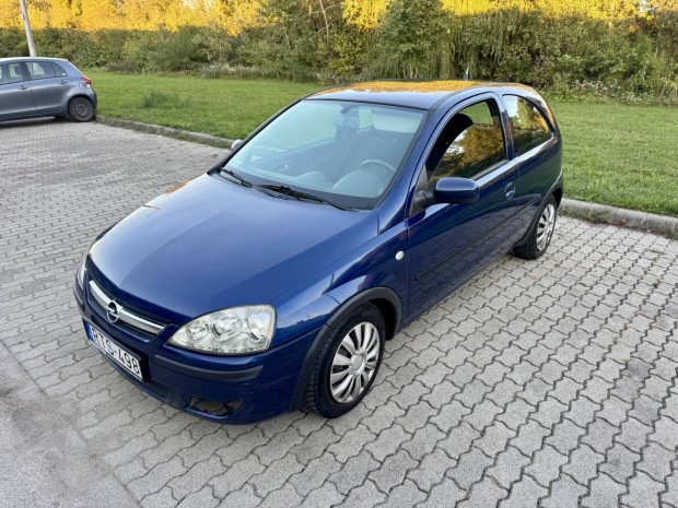 Opel Corsa C 1.0 Silverline Friss műszaki