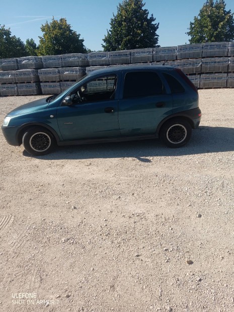 Opel Corsa C 1.0 benzin szinte ingyen elvihet 