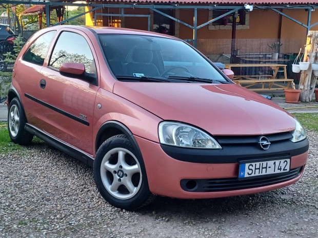 Opel Corsa C 1.2 16V Elegance