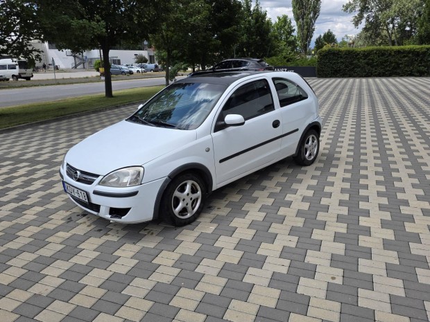 Opel Corsa C 1.3 CDTI Essentia