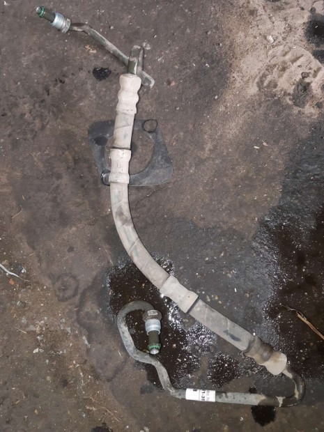 Opel Corsa C Szerv�cs�