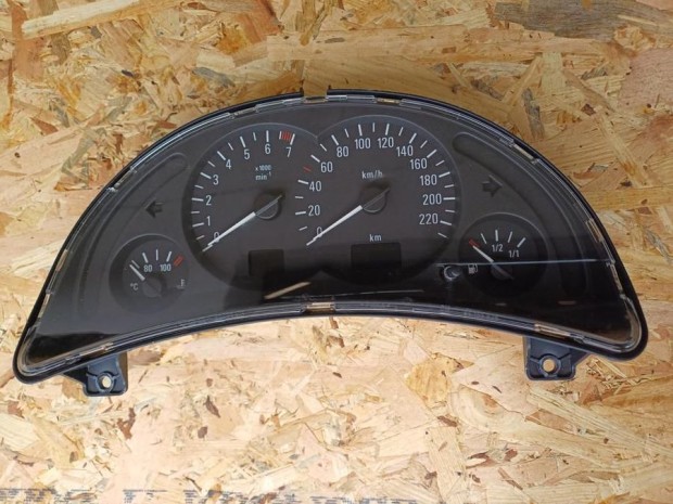 Opel Corsa C (2000-2010) 1.2 16V Benzines Kilométeróra