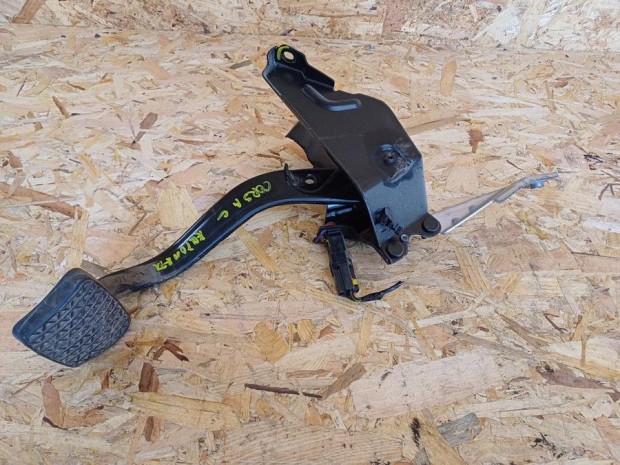 Opel Corsa C (2000-2010) F�kped�l