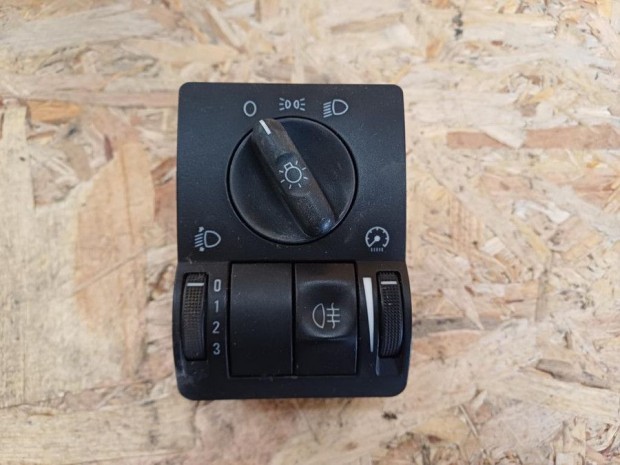 Opel Corsa C (2000-2010) Vil�g�t�s  Kapcsol�