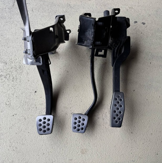 Opel Corsa C /Tigra B fm pedal szett