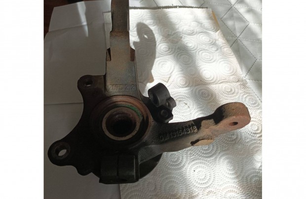 Opel Corsa C jobb első csonkaállvány jó állapotban, kerékaggyal eladó!