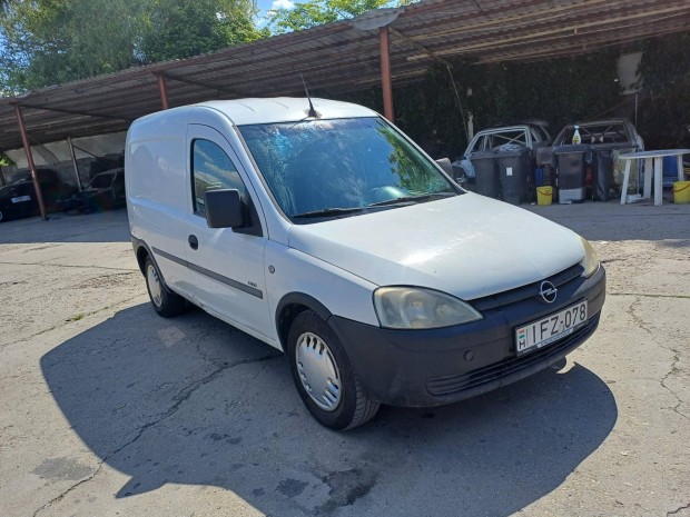 Opel Corsa Combo Comfort 1.7 DI Isuzu Friss ms...