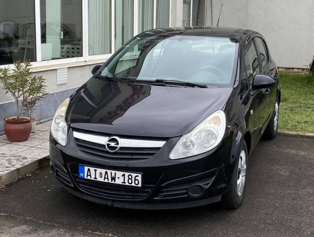 Opel Corsa D 1.0 Essentia 149 ezer Km