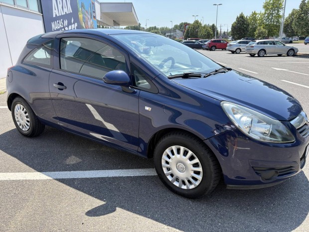 Opel Corsa D 1.0 Essentia Alkalmi ron !!