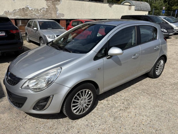 Opel Corsa D 1.2 Active Start-Stop Klima!