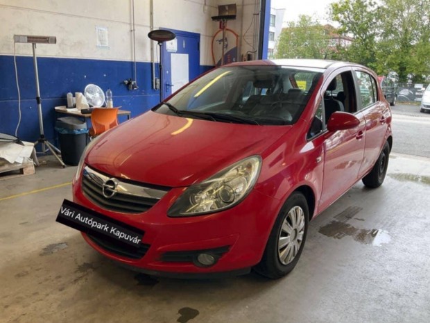 Opel Corsa D 1.2 Cosmo 120.150km-t futott