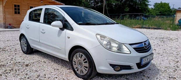 Opel Corsa D 1.2 Cosmo