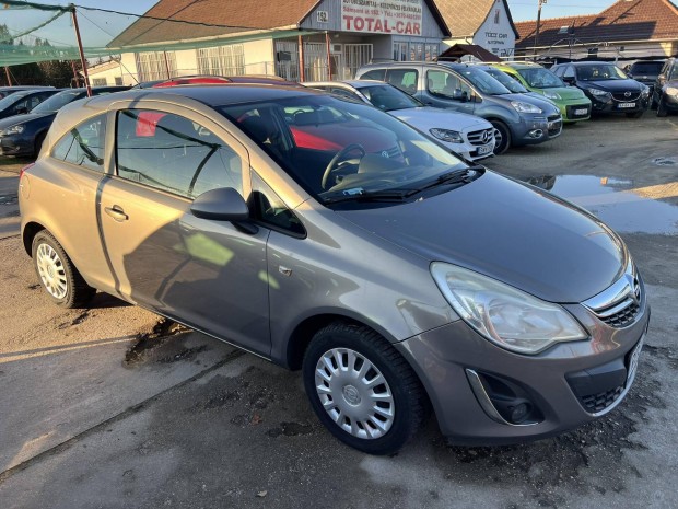Opel Corsa D 1.2 Cosmo