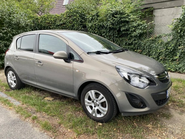 Opel Corsa D 1.2 Cosmo Garanciával