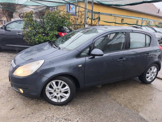 Opel Corsa D 1.2 Cosmo Sz�p Megk�m�lt Rozsdamen...