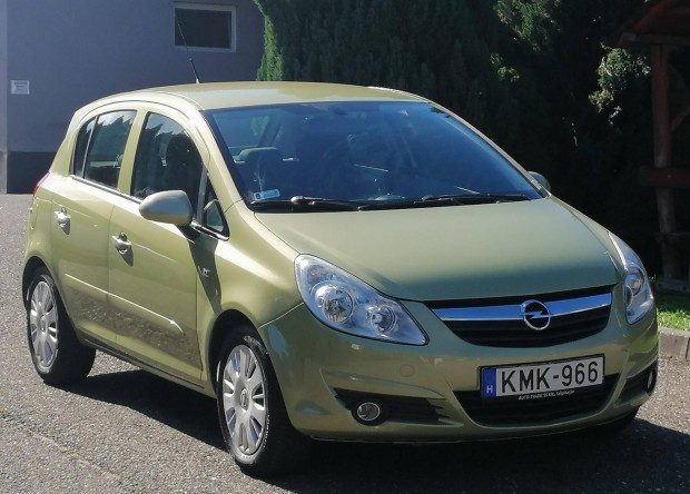 Opel Corsa D 1.2 Enjoy 140 E km!/Mo-i!/Klíma/Me...