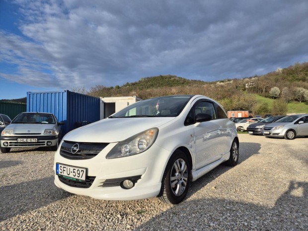 Opel Corsa D 1.2 Enjoy Easytronic Csere-Beszámítás
