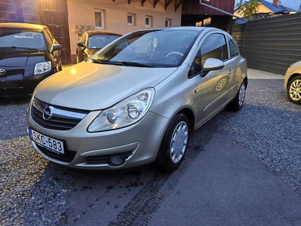 Opel Corsa D 1.2 Enjoy Friss szervíz - 5 éve eg...
