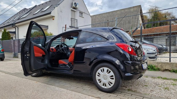 Opel Corsa D 1.2 Enjoy Klma.Tolatradar.lsf...