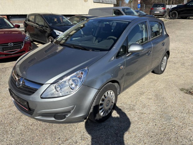 Opel Corsa D 1.2 Essentia