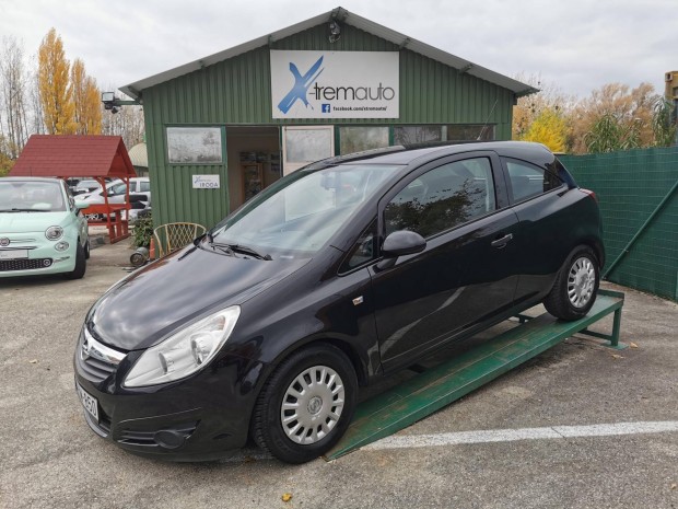 Opel Corsa D 1.2 Essentia