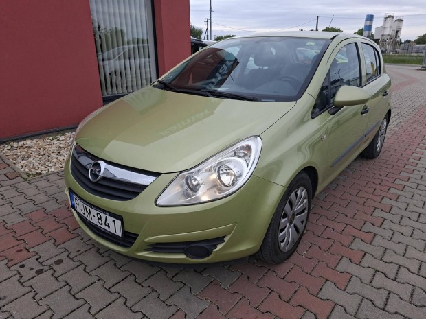 Opel Corsa D 1.2 Essentia
