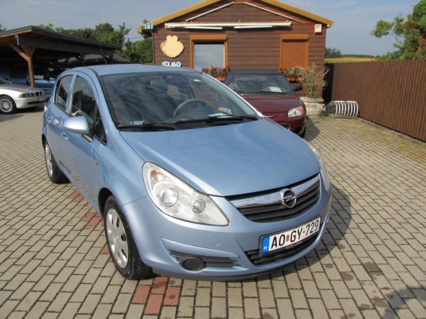Opel Corsa D 1.2 Essentia