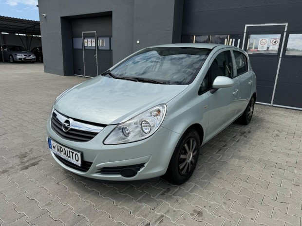 Opel Corsa D 1.2 Essentia Digitklma!!!Kerkpr...