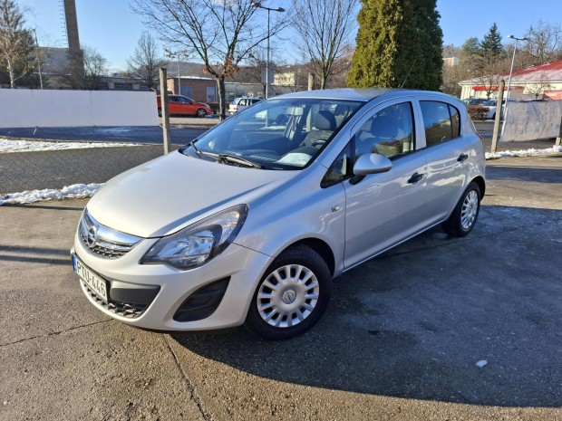 Opel Corsa D 1.2 Selection 83100KM Klma