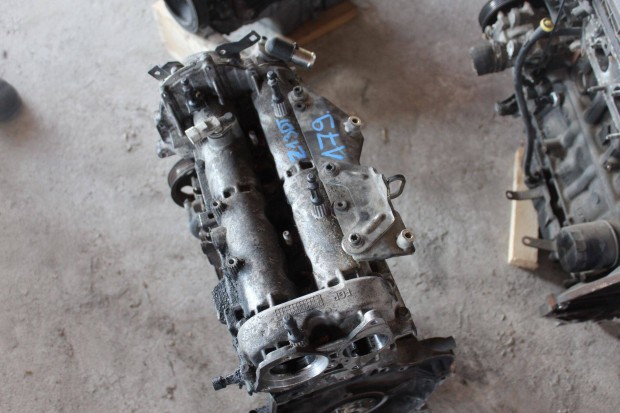 Opel Corsa D 1.3D Fűzött blokk hengerfejjel Z13DTH