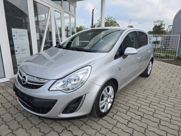 Opel Corsa D 1.3 CDTI Cosmo Félbőr.Ülés Éd KORM...