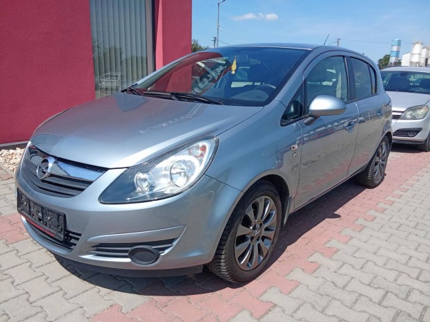 Opel Corsa D 1.4 111 Years