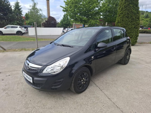 Opel Corsa D 1.4 Active Digit klíma.ülésfűtés.t...