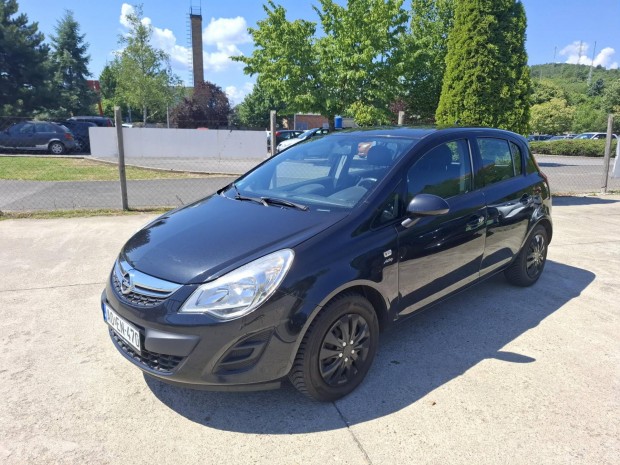 Opel Corsa D 1.4 Active Digit klíma.ülésfűtés.t...