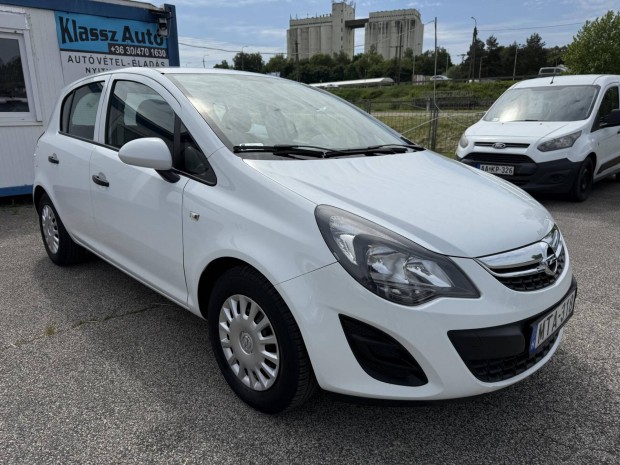 Opel Corsa D 1.4 Active Magyarországi.Megkímélt...