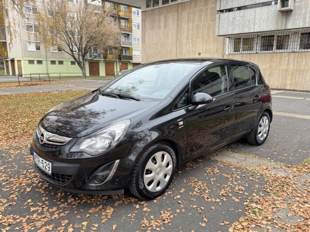 Opel Corsa D 1.4 Active Szp llapotban
