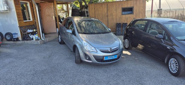 Opel Corsa D 1.4 Active ülés és kormányfűtés.te...