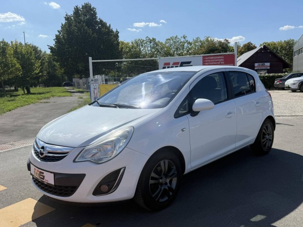 Opel Corsa D 1.4 Color Edition Digitklma SZERV...