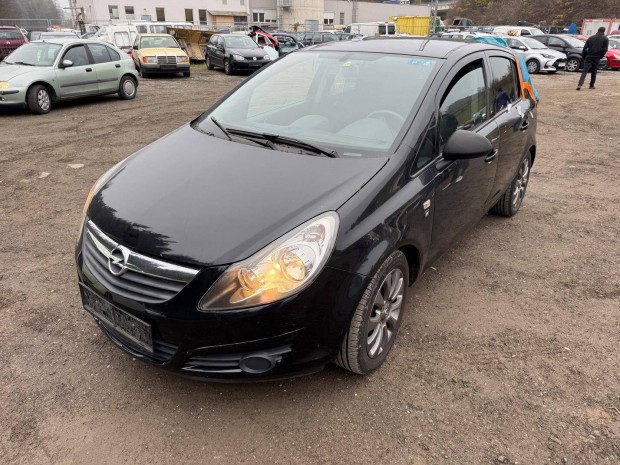 Opel Corsa D 1.4 Cosmo