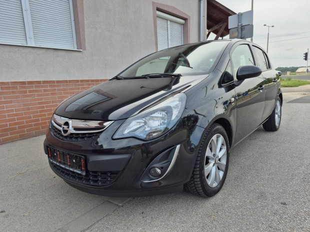 Opel Corsa D 1.4 Cosmo Srmentes.vez.szervknyv...