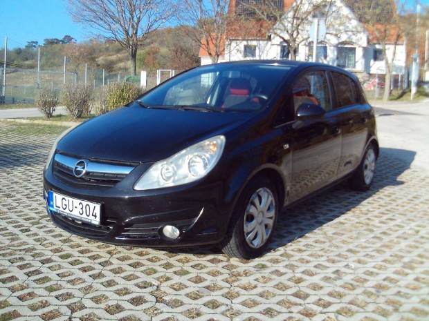 Opel Corsa D 1.4 Enjoy 1.5-v mszakival j mot...