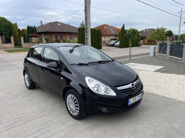Opel Corsa D 1.4 Enjoy