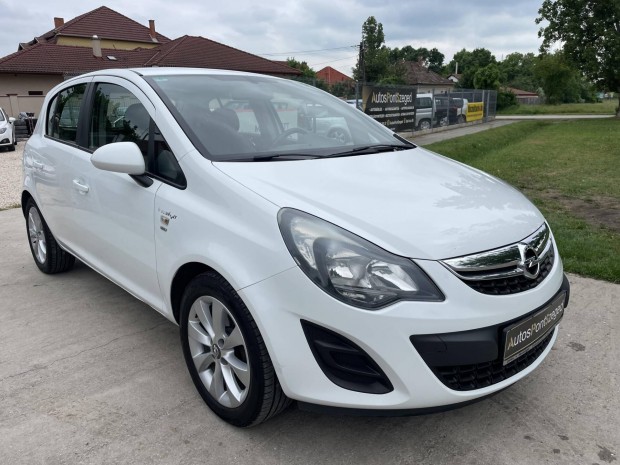 Opel Corsa D 1.4 Enjoy // Klíma // Tempomat //...