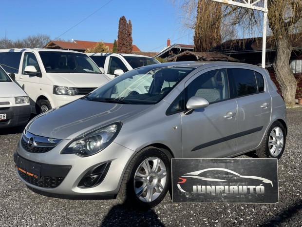 Opel Corsa D 1.4 Gazdag felszerelts�ggel j� �ll...