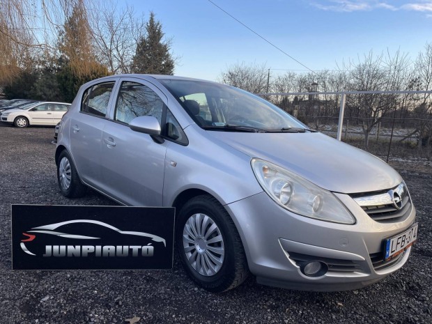 Opel Corsa D 1.4 Megbzhat klms vrosi kisau...