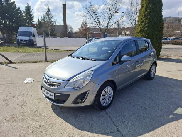Opel Corsa D 1.4 Selection Tempomat.136000km.gy...