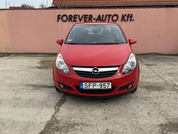 Opel Corsa D 1.4 Sport