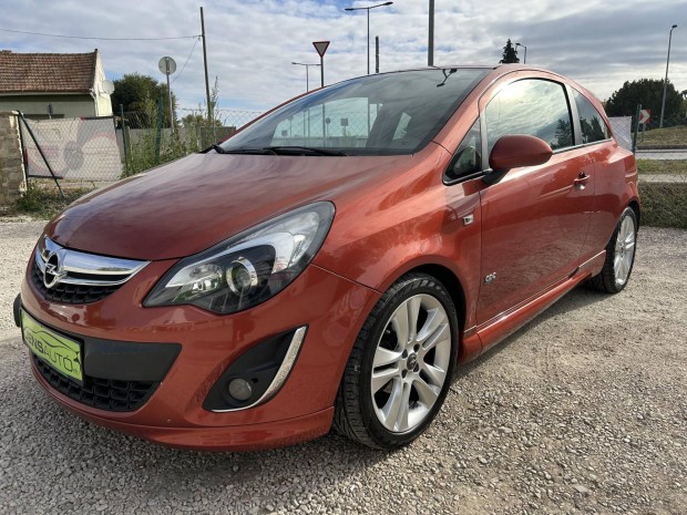 Opel Corsa D 1.4 Sport OPC LINE